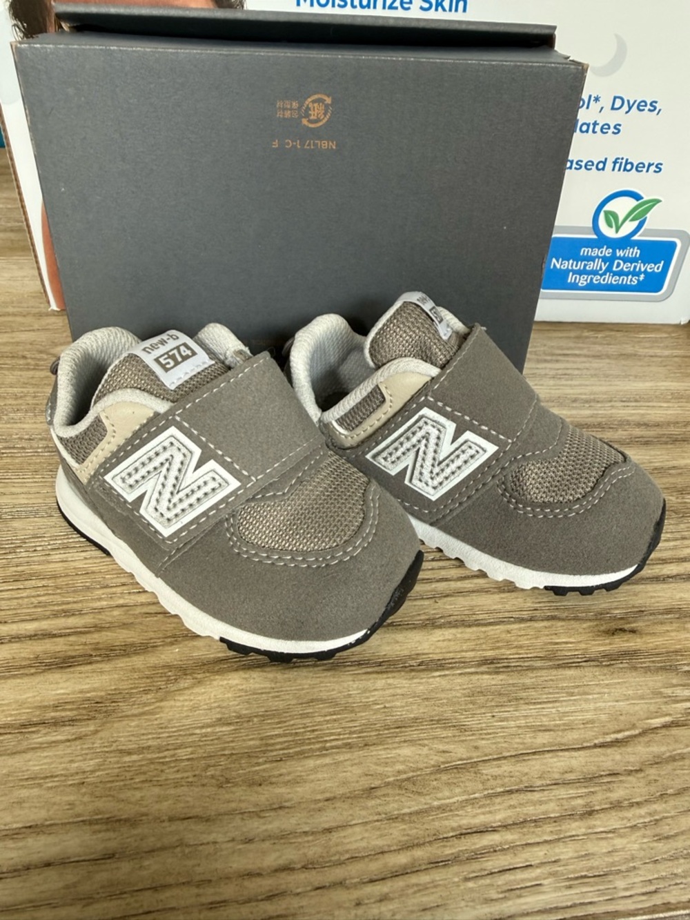 New Balance Toddler 574 Gray Velcro toddler Sneakers